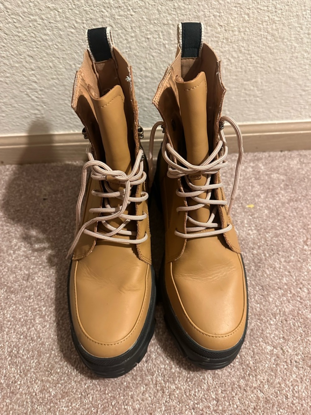 Sorel Brex Lace Up Boots- Womens size 9- Tan - Picture 8 of 16